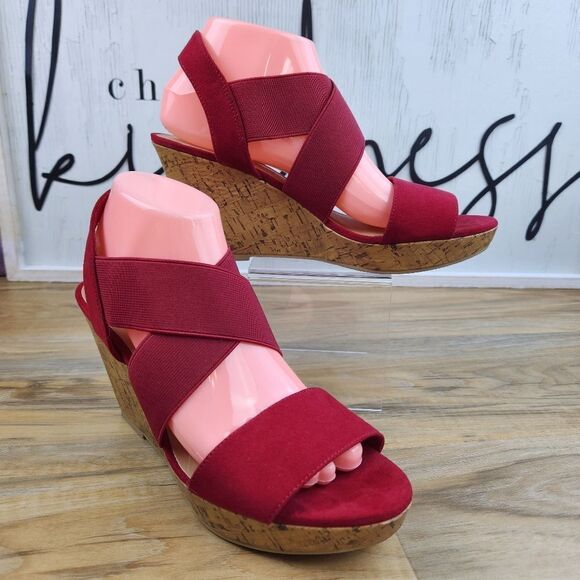 💜American Eagle Red Suede Open Toe Wedge Sandals Size 8.5 - Picture 6 of 12